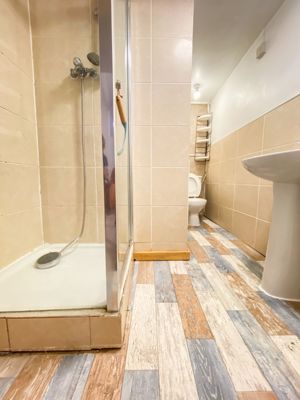 Photo 26- click for photo gallery